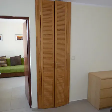 Osrodek Wypoczynkowy W Sosnowym Lesie *